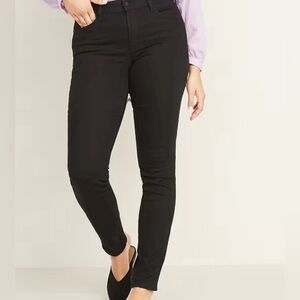 Women’s Old Navy black skinny jeans sz 10L
